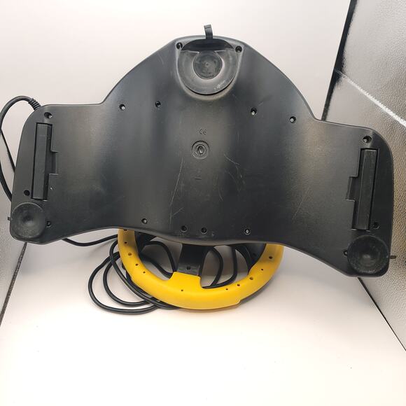 Mad Catz Sony Playstation Xbox Gamecube MC2 Racing Wheel Controller - Picture 6 of 11